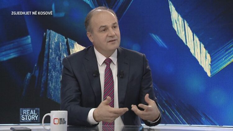 “Do krijoj një “momentum” të ri diplomatik”, Hoxhaj: Nëse zgjidhem kryetar qeverie, në mes të vitit firmosim njohjen reciproke me Serbinë