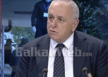 BE nis vaksinimin masiv/ Ish-ministri i Shëndetësisë: Shqipëria i vetmi vend i mbetur në “det të hapur”, Rama ka dështuar!