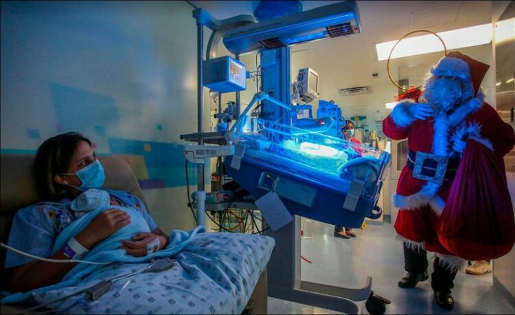 FOTO për të mos u humbur/ Krishtlindja nëpër botë, momentet më pikante