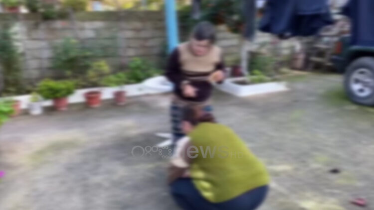 Kur të vdesim ne kush do kujdeset, brenga e çiftit të moshuarve që jetojnë me vajzën me sindromën down