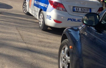 Makina përplas këmbësorin afër sheshit “Shqiponja” në Tiranë