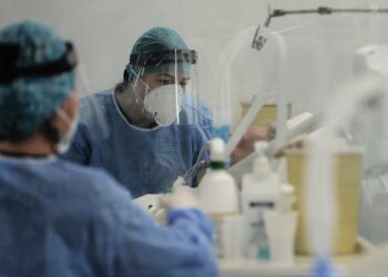 Greqi/ Ja sa persona u testuan pozitivë në 24 orët e fundit, 89 pacientë humbin betejën me koronavirusin