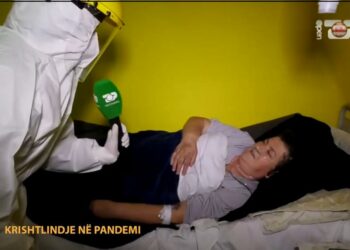 Krishtlindje tek ‘Shefqet Ndroqi’, pacientet: Kam 15 ditë këtu, me familjen kam folur në  telefon