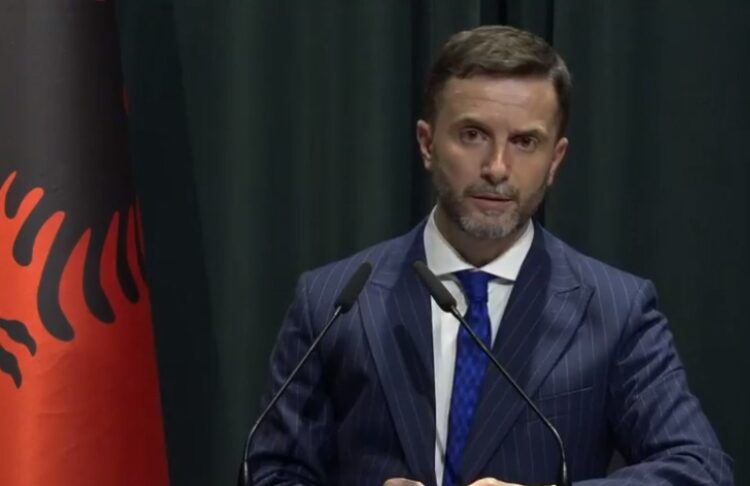 “Ne nuk vrasim! Ne na vranë”-Zv/kryeministri Erjon Braçe reagon për protestën për Klodian Rashën: Kjo vrasje nuk është politike!