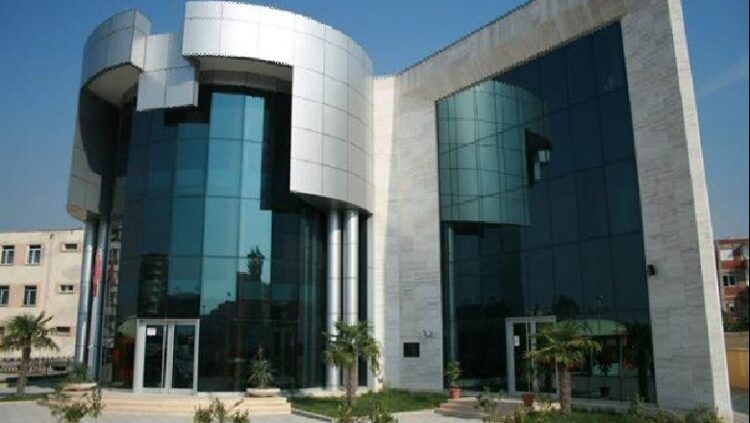 Covid-19 mbyll sërish Gjykatën e Apelit në Vlorë