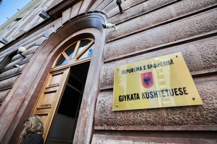Gjykata Kushtetuese/ VOA: Yuri Kim apel për të disatën herë brenda një kohe të shkurtër…