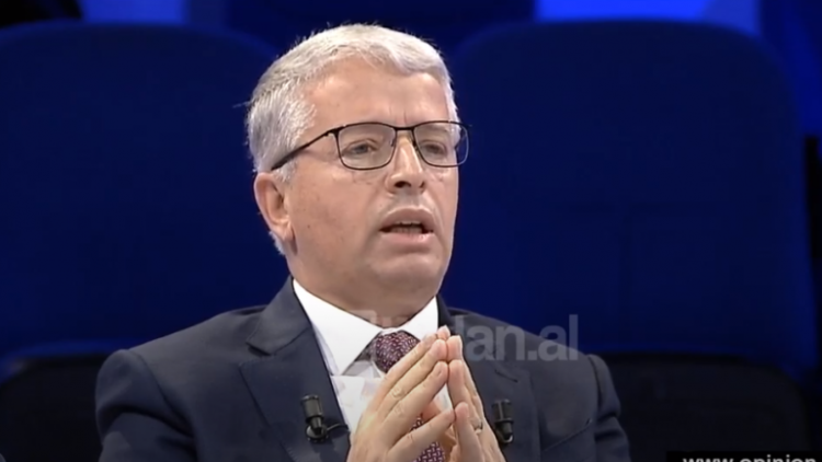 Sandër Lleshaj rrëfen dramën e jetës: Edhe unë kam humbur një fëmijë…kjo më shtyu të dorëhiqem