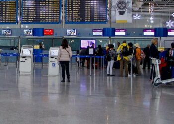 Greqia merr vendimin e rëndësishëm për karantinën/Të gjithë ata që hyjnë në shtetin fqinj nga datat 18 dhjetor- 7 janar duhet të karantinohen