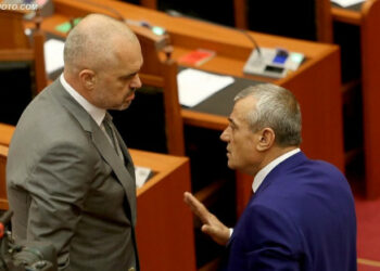 Kush janë kandidatët potencialë për t’i zënë vendin Lleshajt?