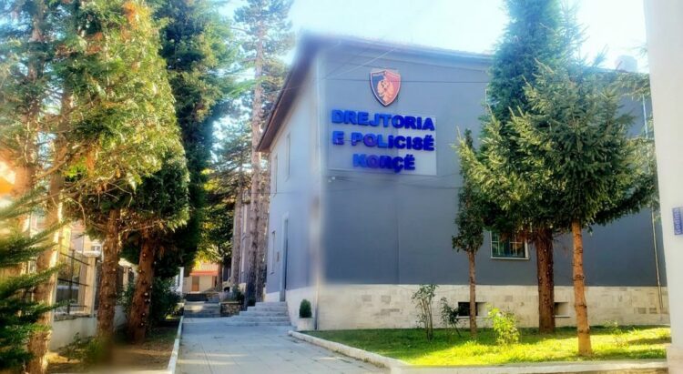 Pesë efektivë policie në Korçë shoqërohen nga SHÇBA