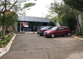 Aksidentuan për vdekje 61-vjeçarin në autostradë, Gjykata jep masën e sigurisë për dy të rinjtë