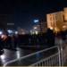 Pas marshimit, protestuesit rikthen tek sheshi ”Skënderbej”/ I afrohen pemës, efektivët i shpërndajnë me gaz lotsjellës