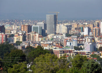 Pandemia rrit sërish çmimet e apartamenteve në periferi, krahasuar me një vit më parë