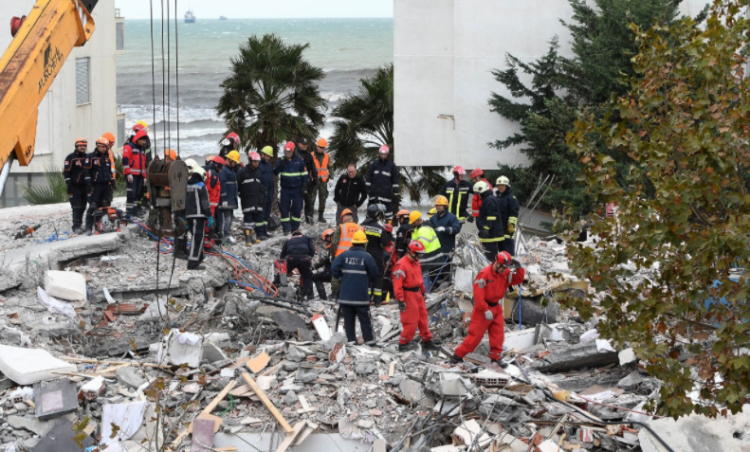 FMN nxjerr bllof qeverinë për rindërtimin: Deri në shtator u realizua vetëm 8% e planit vjetor