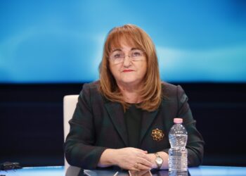 “The Economist”: Vaksina në Shqipëri vjen në 2022/ Çfarë thotë Mira Rakacolli?