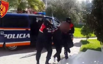 Kukës/ Vodhi kamionçinën gjatë mesnatës, arrestohet 25-vjeçari