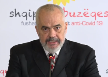 “Më të keqen e kemi hedhur pas krahëve”, Rama mesazh qytetarëve për pandeminë: Shqipëria buzëqesh!