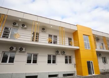 Rama nxjerr video nga qendra e re shëndetësore në Tiranë! Pacienti: Është një kontrast i madh