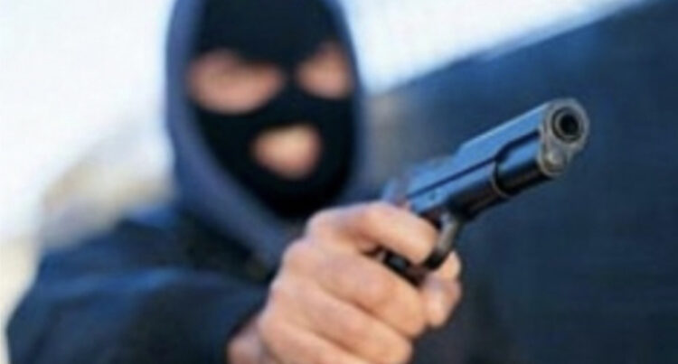 Të shtëna me armë në Ali Dem, policia në ndjekje të autorit