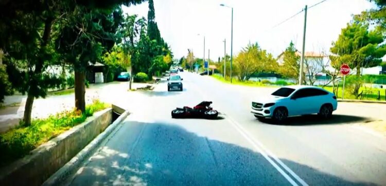 Djali i milionerit grek përplas për vdekje shqiptarin që kthehej nga puna, videoja me momentet e fundit të 25-vjeçarit