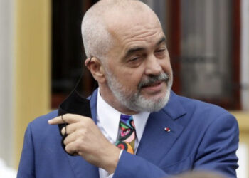 ANALIZA e BIRN: Shqipërisë i duhen së paku 2 mln doza vaksinë