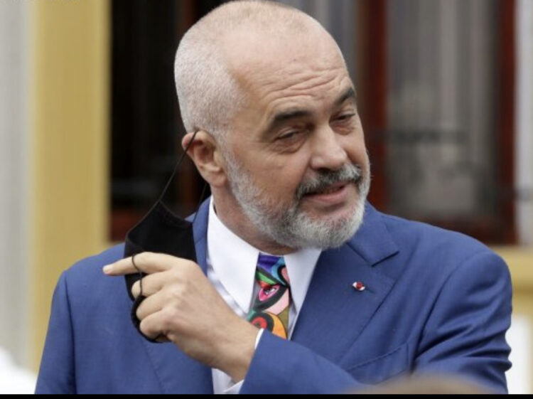 ANALIZA e BIRN: Shqipërisë i duhen së paku 2 mln doza vaksinë