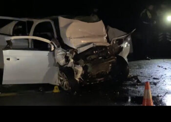 Makina e bërë copash, pamje tmerri nga aksidenti tragjik në Rrugën e Kombit, prindërit humbën jetën në vend