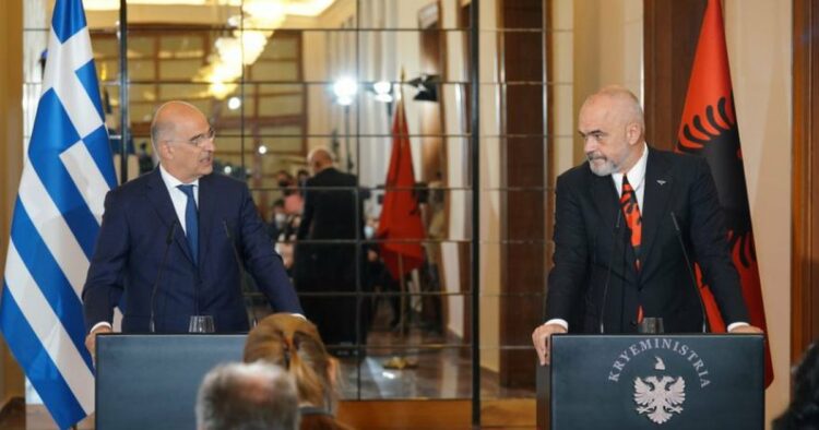 Mediat greke shkruajnë për vizitën e Ramës në Greqi: Mund të jetë “lojë e dyfishtë” e kryeministrit shqiptar, vjen në Athinë pasi…