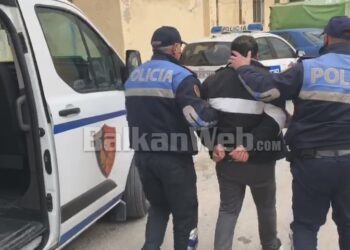 Kishte bërë gati heroinën për shitje, kush është trafikanti i arrestuar në Pogradec