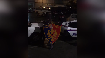 Tiranë/ Sekuestrohen rreth 14 kg kanabis, arrestohet drejtuesi i mjetit ku u gjet lënda narkotike