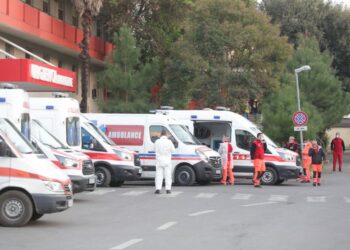 “COVID 19, vdekjet dhe rastet e reja në ulje në Shqipëri”- VOA: Paralelisht edhe testimet…