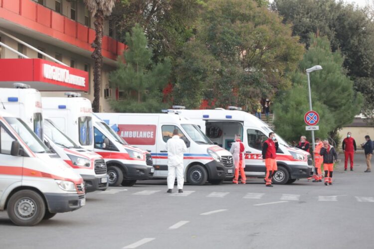 “COVID 19, vdekjet dhe rastet e reja në ulje në Shqipëri”- VOA: Paralelisht edhe testimet…