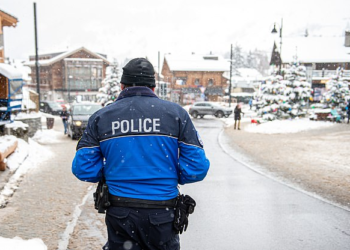 ‘Pandemia po shfrytëzohet’/ Zvicra në referendum për t’i hequr qeverisë të drejtën e masave të izolimit