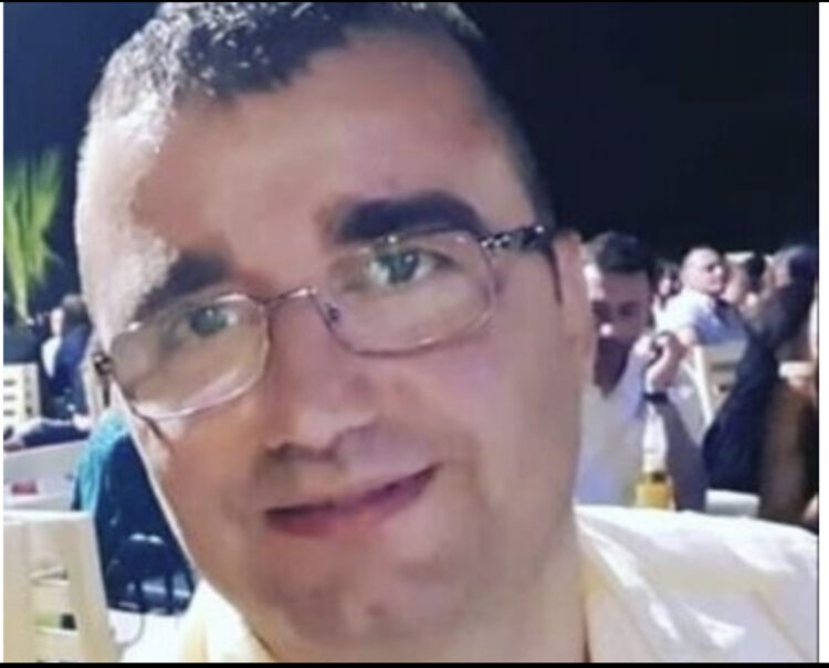 Merrte para nga qytetarët në këmbim të dokumenteve të lejes së legalizimit/ Arrestohet drejtori i Kadastrës në Berat