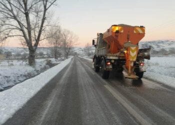 Rreshje bore dhe ngrica/ ARRSH: Këto janë akset problematike, të reduktohet shpejtësia dhe të pajisen me zinxhirë