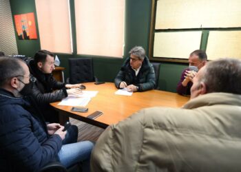 Situata e reshjeve/ Kreu i KESH, Beci mbledh stafin për monitorimin e gjendjes në HEC Vau i Dejës: Gjithçka është nën kontroll