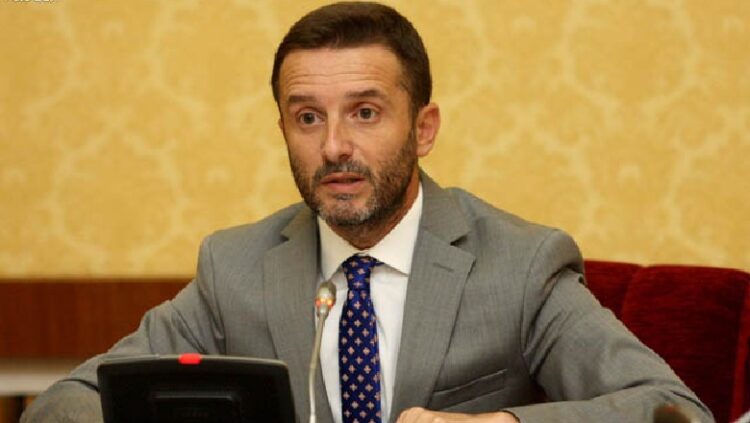 Vendimet që hynë në fuqi në 2021, Braçe: Zero tatim-fitimi për xhiro deri në 14 mln lekë, rritet paga minimale dhe pagat për mësuesit e mjekët