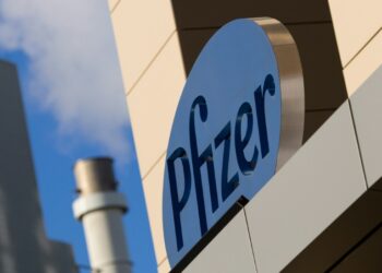 Pfizer dhe BioNTech do të rrisin prodhimin e vaksinës anti-COVID