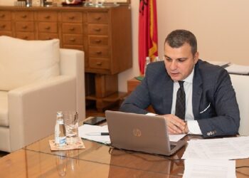 Goditja nga pandemia/ Guvernatori Sejko: Fillimi i vaksinimit do të përmirësojë ekonominë