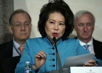 Dorëhiqet ministrja e Transporteve në SHBA pas dhunës në Capitol Hill