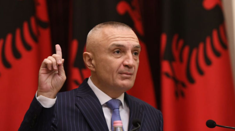 Meta: Shqipëria s’futet dot në thes nga një çetë me banditë, oligarkë dhe arrogantë. Harrojeni!
