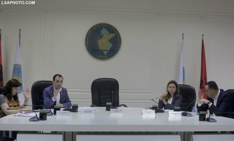 Teknologjia në zgjedhje, KQZ kërkon takim me partitë politike