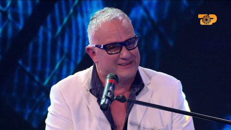 E TRISHTË/ Covid-19 i merr jetën këngëtarit Kujtim Prodanit