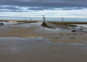 Del nga shtrati lumi Ishëm, përmbyten dhjetëra hektarë tokë në Fushë-Krujë