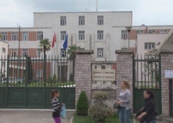 Ushtaraku shqiptar humbi jetën në Afganistan, reagon Ministria e Mbrojtjes