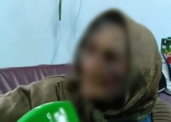 U përdhunua nga i nipi, publikohet foto e të moshuarës së keqtrajtuar