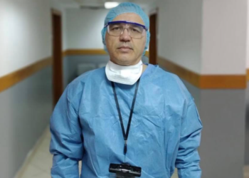 Infektohet me Covid-19 mjeku Arjan Harxhi, infeksionisti dërgohet për kurim në Turqi