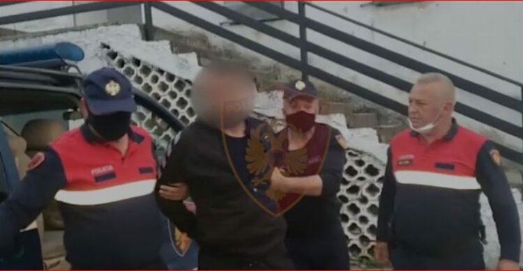 Kërkohej nga Italia si pjesë e një organizate kriminale, arrestohet në Vlorë 39-vjeçari