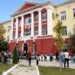 Studentët peticion për hapjen e auditoreve për seminaret dhe laboratoret