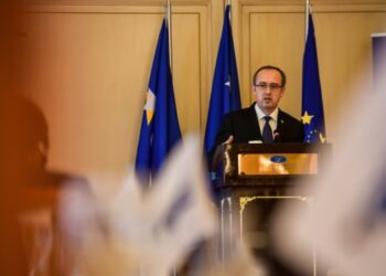 Lehtësohet lëvizja në Kosovë, qeveria miraton masat e reja antiCovid